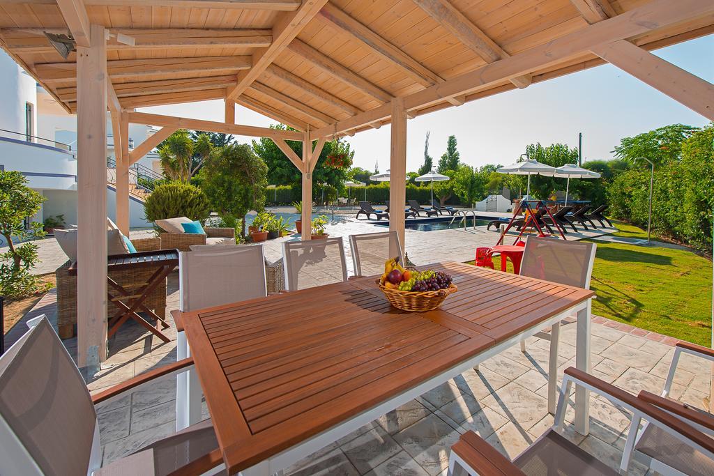 Villa Giovanni Фалираки Екстериор снимка